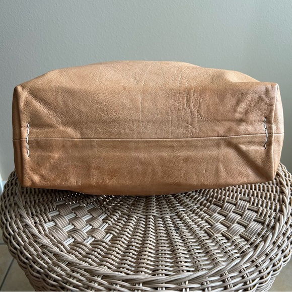 Henry Beguelin Tannin Leather Tote Bag
Handbag - Picture 4 of 7